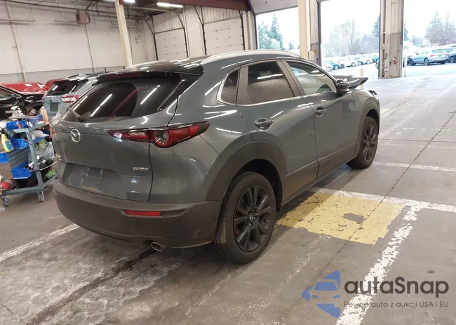 3MVDMBCM7RM635161: 43958108