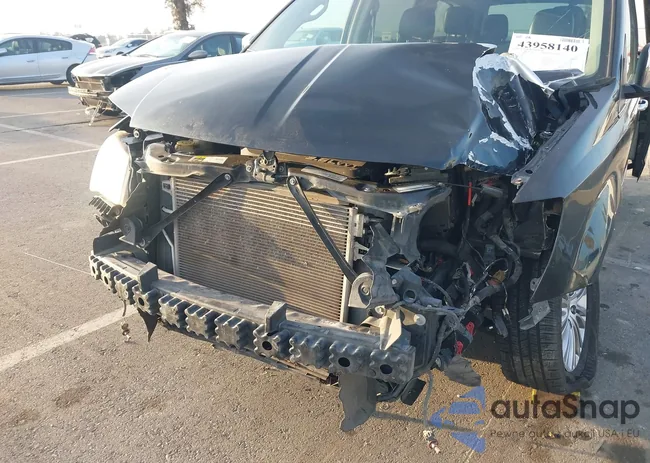 2C4RC1CG9DR570877: 43958140