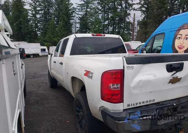 1GC1KXC86CF239630: 43958234