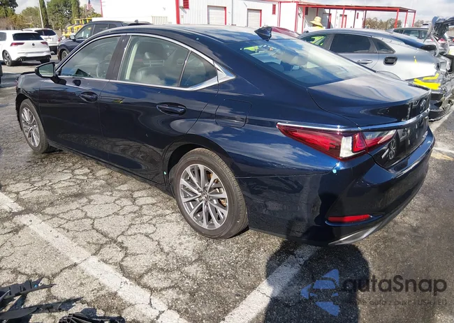 58ACZ1B15NU119861: 43958268