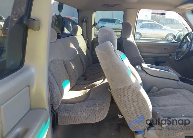 2GCEC19T8X1126976: 43958319