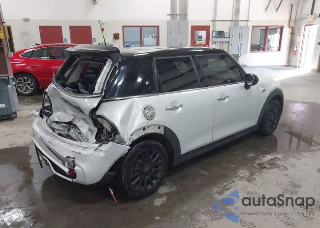 WMWXU3C51F2B57402: 43957430