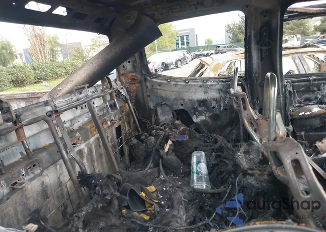 1GCGSBEN5J1226703: 43957443