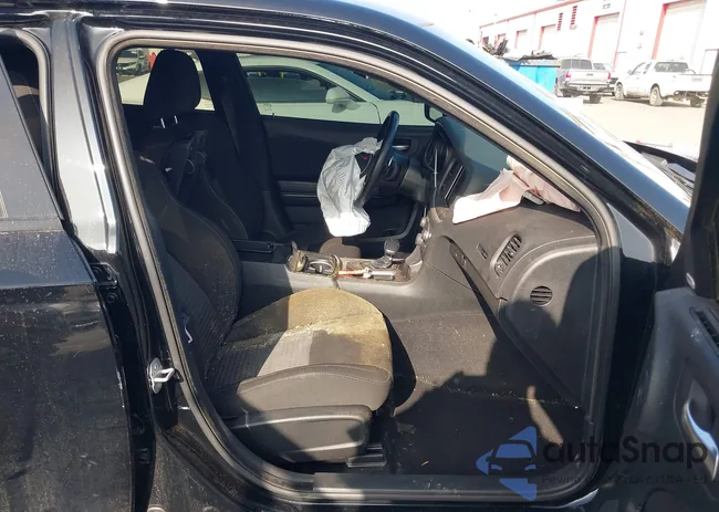 2C3CDXHG8NH133625: 43957502