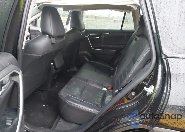 2T3C1RFV6RC295827: 43957638