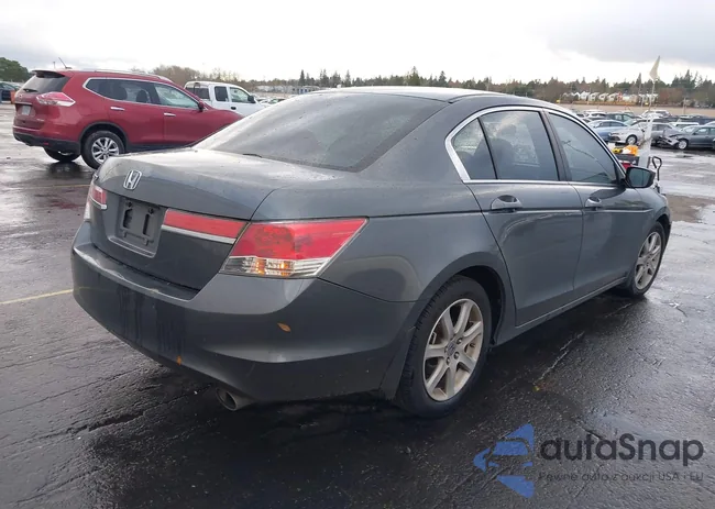 1HGCP2F73CA192037: 43957690