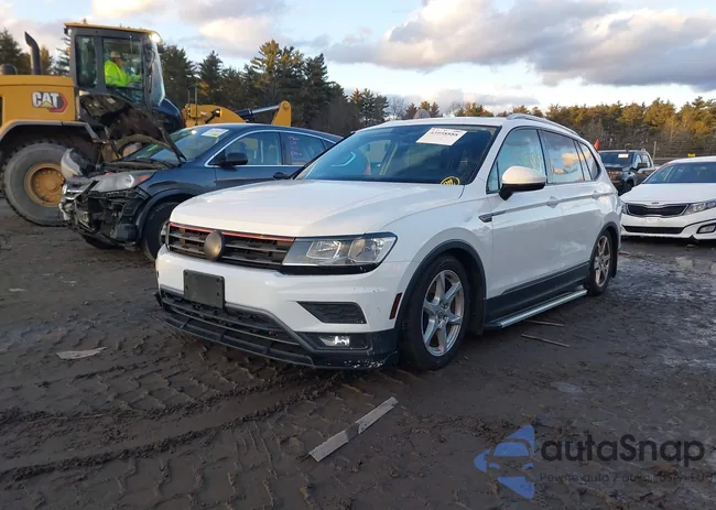 3VV2B7AX1JM006610: 43958888