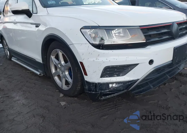 3VV2B7AX1JM006610: 43958888