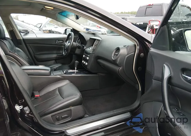 1N4AA5AP4CC812808: 43958915