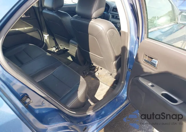 3FAHP0JA9AR370912: 43958977