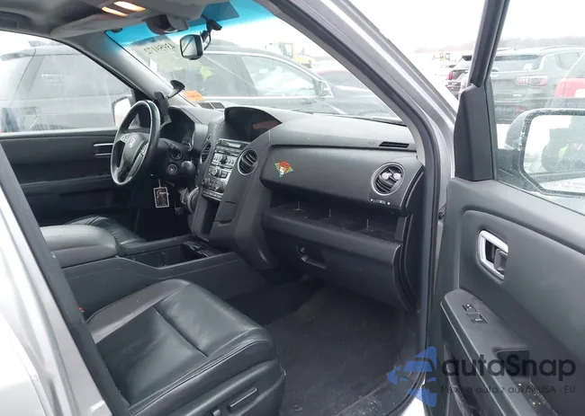 5FNYF4H56CB061495: 43959172