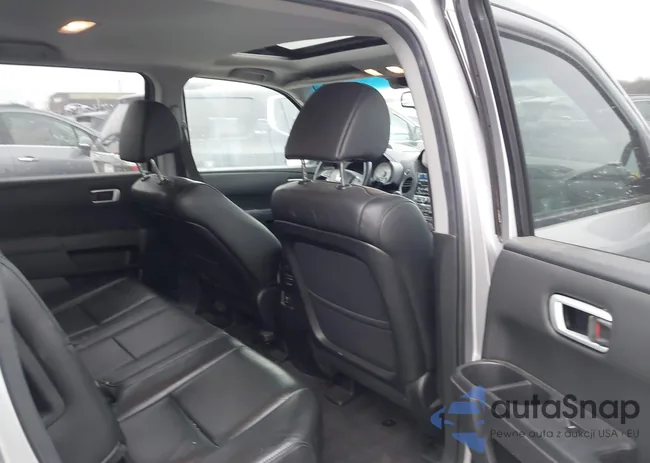 5FNYF4H56CB061495: 43959172