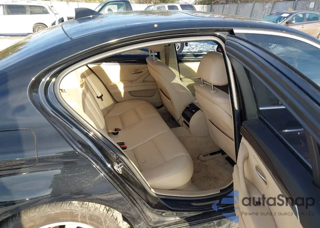 WBA5A7C51ED619772: 43959186