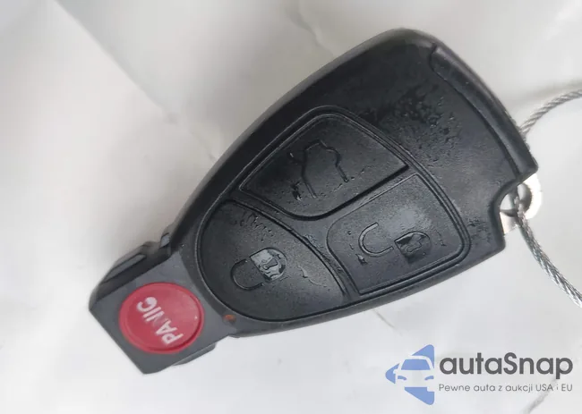 WDBRF40J25F617425: 43958524