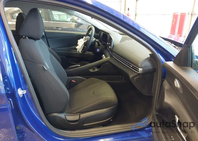 KMHLL4DG6SU856414: 43958526