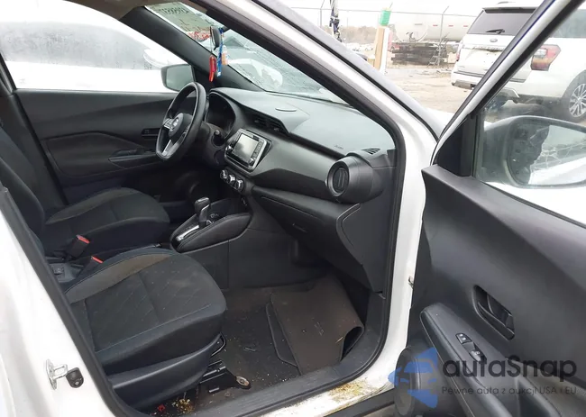 3N1CP5CU1JL525290: 43958537