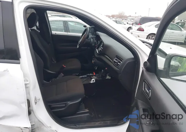 1C4SDJFT5RC138794: 43958574