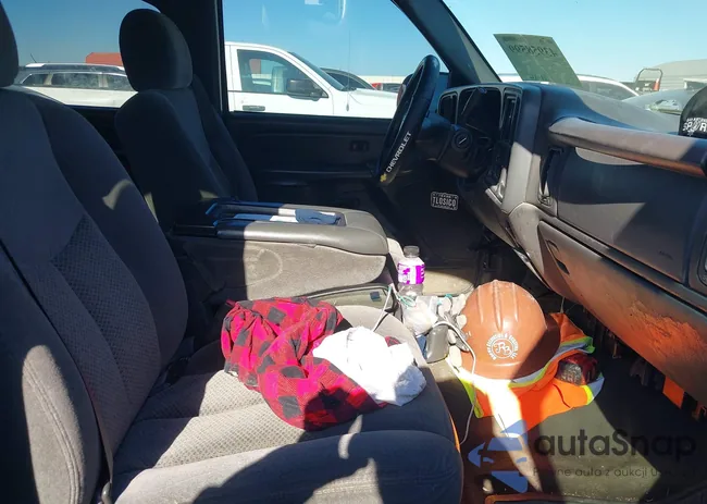 2GCEC13T751343053: 43958599