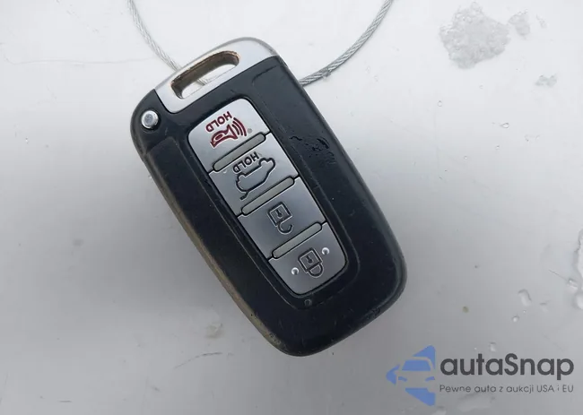 KMHTC6AE6GU250049: 43958647