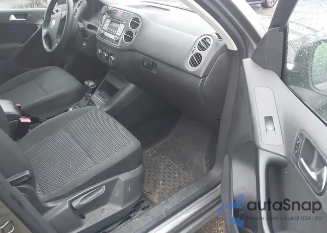 WVGAV7AX3AW515109: 43958689