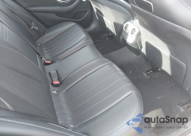 WDDZF4JB9JA374055: 43959864