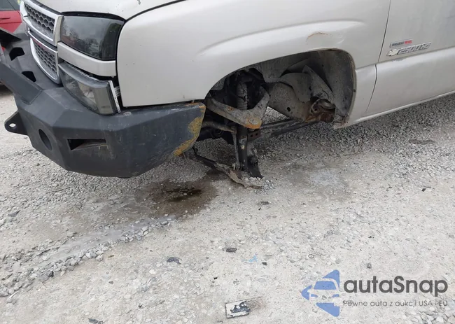 1GCHK23215F879048: 43959878