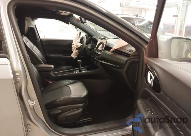 3C4NJCBBXNT210912: 43959918