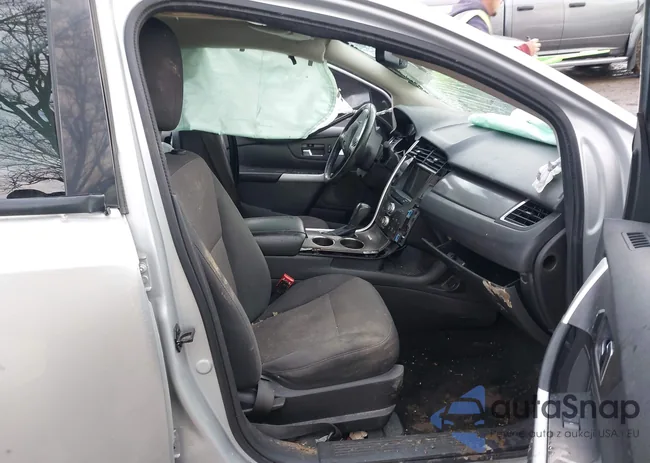 2FMDK3JCXBBA69121: 43959933