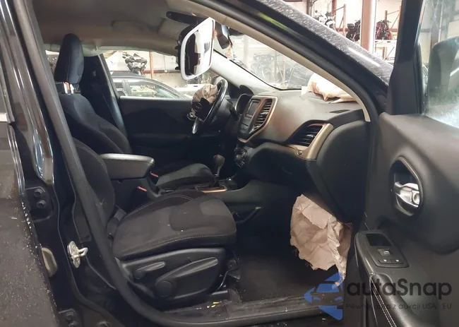 1C4PJMCS8FW635117: 43960063