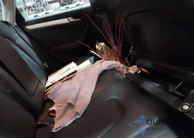 WAUBFAFL2FN030611: 43960143