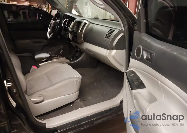 3TMLU4EN3EM139587: 43960187