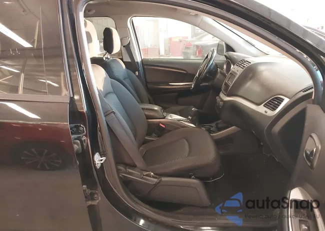 3C4PDCAB3JT216403: 43959426