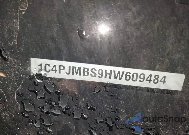 1C4PJMBS9HW609484: 43959555