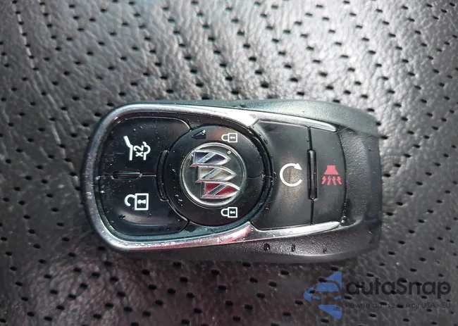 KL4MMFSL0PB133835: 43959696