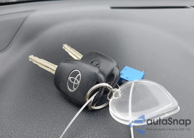 JTMZFREV5FJ049793: 43960785