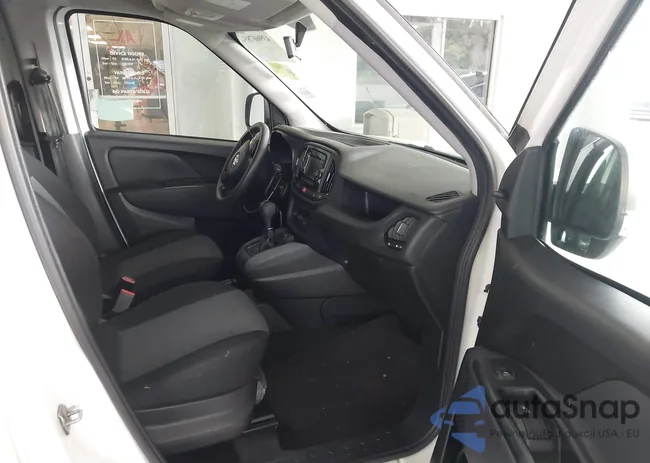 ZFBHRFAB0M6T13857: 43960789