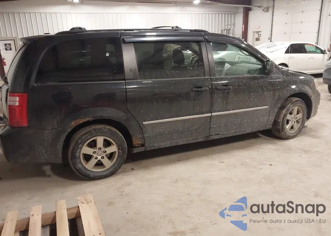 2D4RN5D11AR355486: 43960811