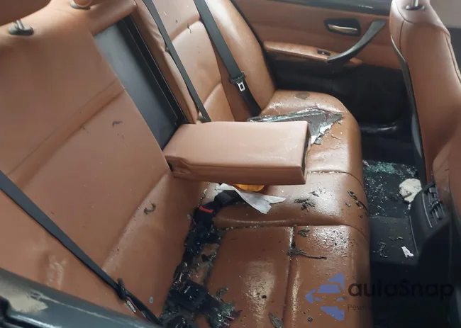 WBAPH5C58BA443342: 43960854