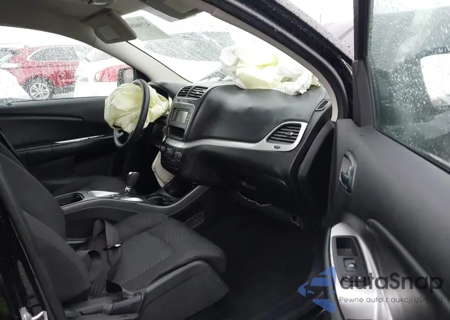 3C4PDDBG5GT159677: 43960866