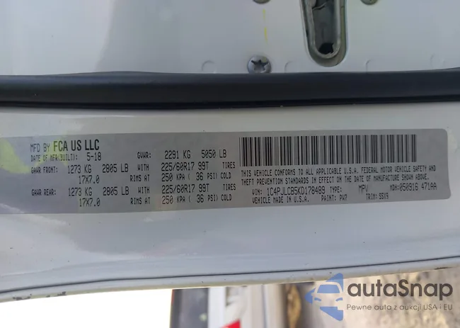 1C4PJLCB5KD178489: 43960951