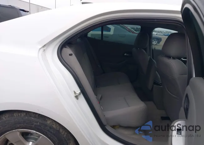 1G11B5SL3FF207905: 43961000