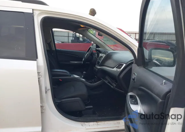 3C4PDCBB1JT172531: 43961057