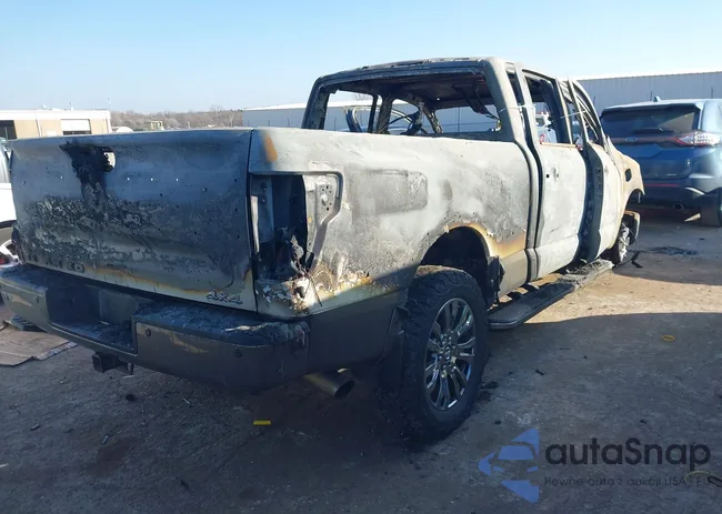 1N6BA1F49JN521600: 43961068