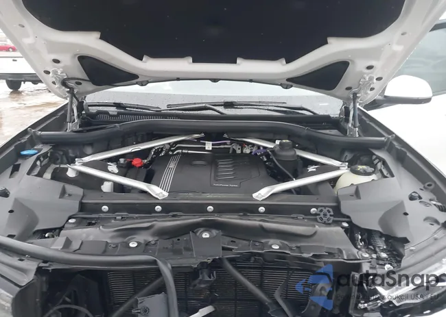 5UXCW2C05N9K70104: 43961095