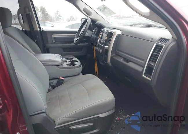 1C6RR6GG4JS123400: 43961156