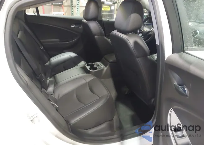 1G1RB6S56HU104440: 43961269