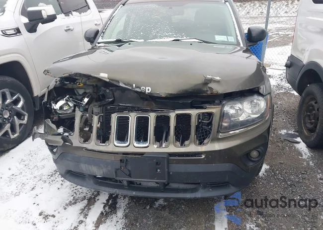 1C4NJDBB9GD557095: 43961285