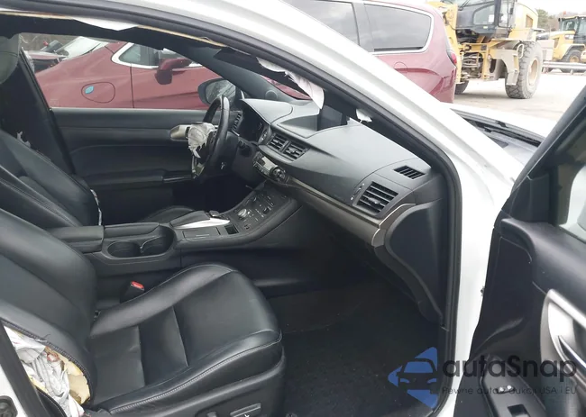 JTHKD5BH2G2256070: 43961296