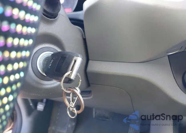 KNDPBCAC7F7765239: 43960361