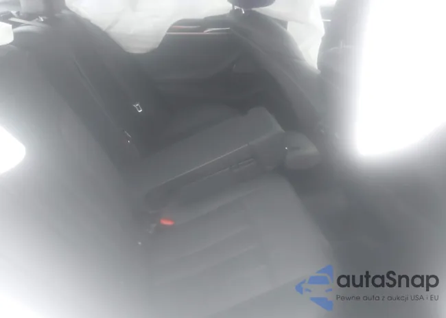 WBA53BH07MCF21332: 43960407